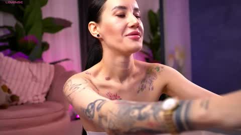 Serena online show from 11-12-25, 11:10