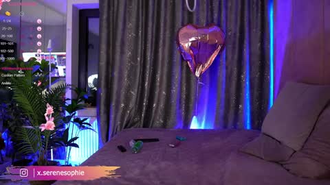 Snapshot of serene_sophiex chatting on 01-14-25, 04:25 Serene Sophiex online show from 01-14-25, 04:25