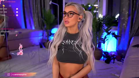 Snapshot of serene_sophiex chatting on 01-30-25, 01:11 Serene Sophiex online show from 01-30-25, 01:11