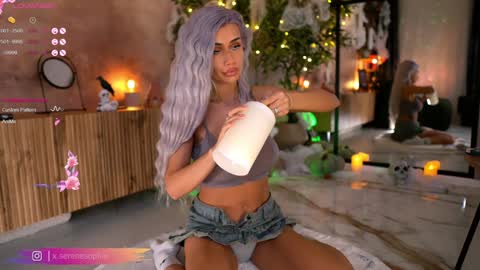 Snapshot of serene_sophiex chatting on 10-21-25, 08:31 Serene Sophiex online show from 10-21-25, 08:31