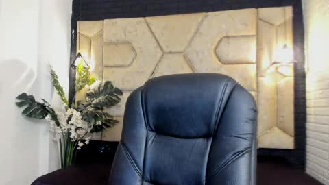 Serene online show from 04-22-26, 12:28