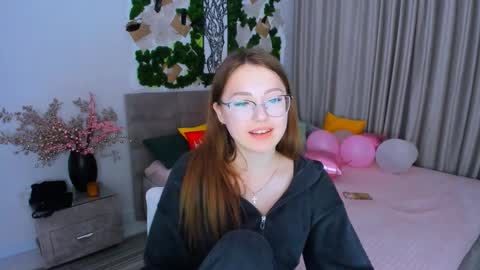 Ophelia online show from 03-03-25, 10:42