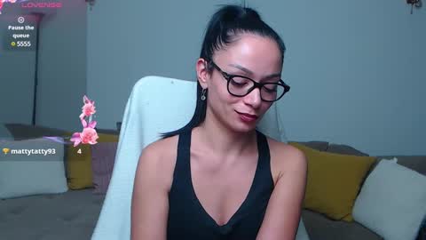 Snapshot of serenesophi chatting on 12-07-24, 02:42 SereneSophi online show from 12-07-24, 02:42