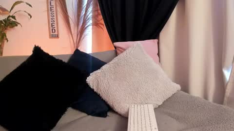 Snapshot of serenity_day chatting on 01-17-26, 03:06 Serenity online show from 01-17-26, 03:06