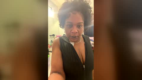 Snapshot of serenity_dayze chatting on 05-06-26, 04:52 serenity_dayze online show from 05-06-26, 04:52