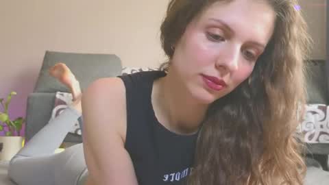 Hey Guys and Girls non-binary personalities  Im Sereta online show from 04-30-26, 10:43