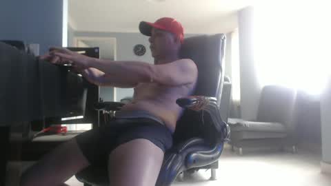 Snapshot of serioyhetero19 chatting on 01-24-25, 05:42 hetero serio discreto online show from 01-24-25, 05:42