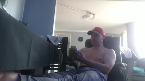 Snapshot of serioyhetero19 chatting on 01-31-25, 06:36 hetero serio discreto online show from 01-31-25, 06:36