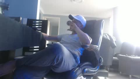 Snapshot of serioyhetero19 chatting on 02-01-25, 09:51 hetero serio discreto online show from 02-01-25, 09:51