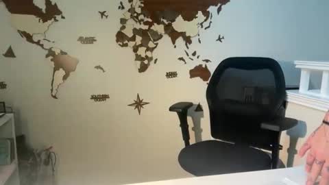 Snapshot of servegoddesszara chatting on 11-19-25, 04:40 servegoddesszara online show from 11-19-25, 04:40