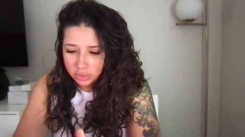 Snapshot of servexely chatting on 02-24-26, 07:01 servexely online show from 02-24-26, 07:01