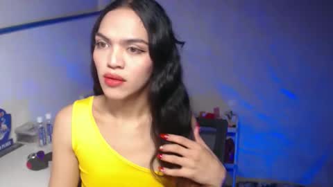 Bella online show from 11-02-25, 05:04