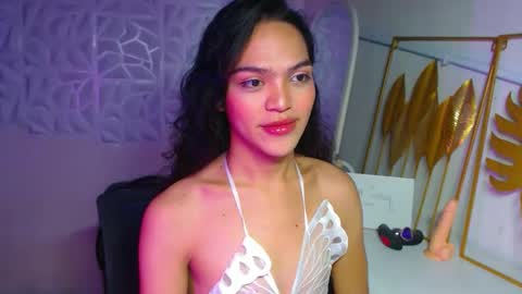 Bella online show from 12-04-25, 08:17