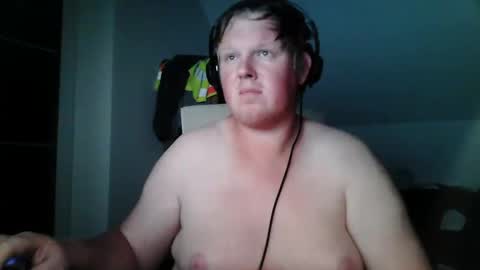 Snapshot of setcuna chatting on 09-24-25, 10:02 setcuna online show from 09-24-25, 10:02