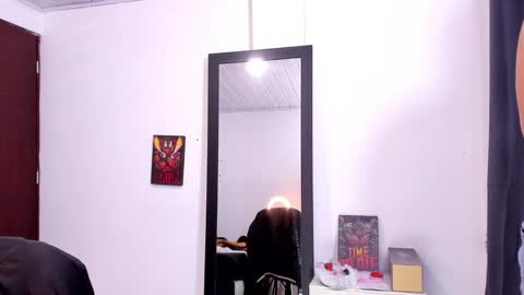 Snapshot of setsuna_10 chatting on 01-01-25, 01:04 david  online show from 01-01-25, 01:04