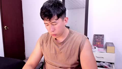 Snapshot of setsuna_10 chatting on 01-17-25, 12:10 david  online show from 01-17-25, 12:10