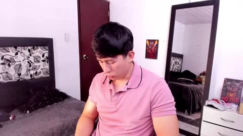 Snapshot of setsuna_10 chatting on 01-31-25, 01:22 david  online show from 01-31-25, 01:22