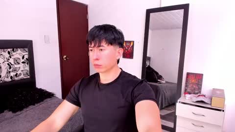 Snapshot of setsuna_10 chatting on 02-25-25, 07:47 david  online show from 02-25-25, 07:47