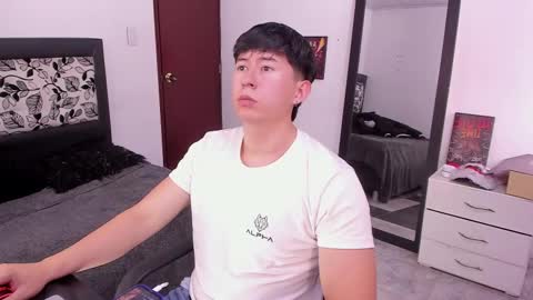 Snapshot of setsuna_10 chatting on 03-01-25, 07:37 david  online show from 03-01-25, 07:37