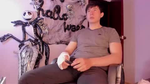 Snapshot of setsuna_10 chatting on 10-16-25, 11:39 david  online show from 10-16-25, 11:39