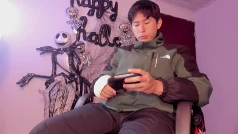 Snapshot of setsuna_10 chatting on 10-25-25, 02:41 david  online show from 10-25-25, 02:41