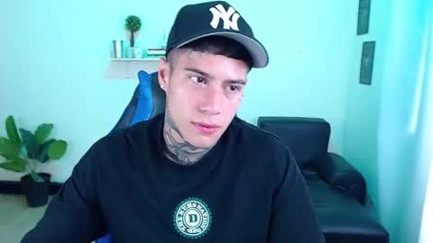 Snapshot of setthomas chatting on 11-05-25, 02:50 Thomas online show from 11-05-25, 02:50