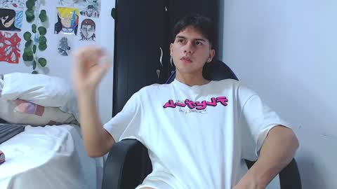 Snapshot of settxx chatting on 02-22-25, 01:55 Ig Sethxrein online show from 02-22-25, 01:55