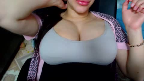 seu_cute online show from 02-18-25, 05:42