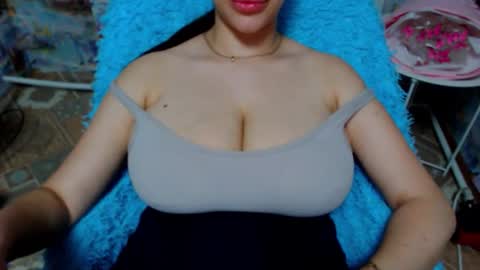 seu_cute online show from 09-15-25, 08:53