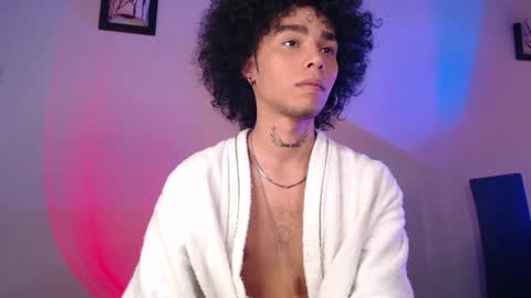 Snapshot of seven7xis chatting on 01-27-25, 09:11 Alexis online show from 01-27-25, 09:11