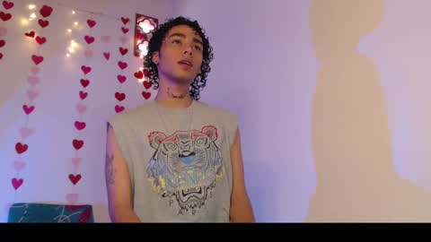 Snapshot of seven7xis chatting on 02-10-25, 09:04 Alexis online show from 02-10-25, 09:04