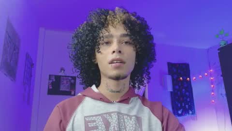 Snapshot of seven7xis chatting on 10-18-25, 04:26 Alexis online show from 10-18-25, 04:26