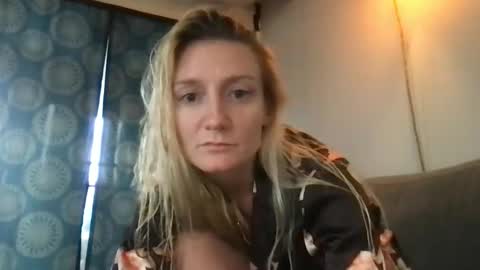 Snapshot of sex_drungs_and_plugs chatting on 12-15-25, 10:47 Sex drugs and plugss online show from 12-15-25, 10:47