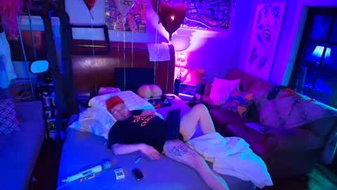 Snapshot of sexactyour chatting on 02-22-25, 01:11 Sexactyour online show from 02-22-25, 01:11