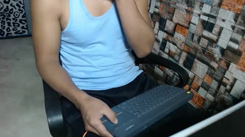 arnold online show from 12-01-25, 02:27