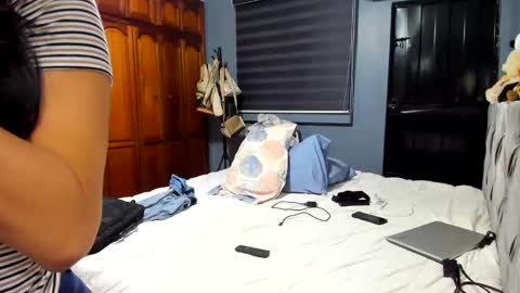 Snapshot of sexefantasia chatting on 10-26-25, 12:49 HEY GUYS KEVIAM I    MY NEW  TWITTER IS anitalautter26 imstagran  anitalautter26 officialOFanitalautter online show from 10-26-25, 12:49