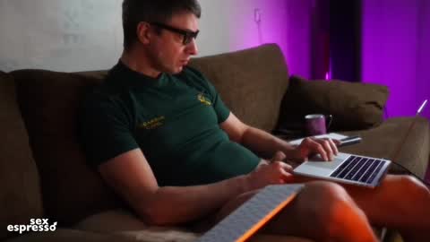 Snapshot of sexespresso chatting on 12-31-24, 06:46 Thank you for Birthday Wishes  online show from 12-31-24, 06:46