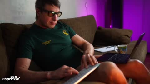 Snapshot of sexespresso chatting on 01-17-25, 07:05 Thank you for Birthday Wishes  online show from 01-17-25, 07:05