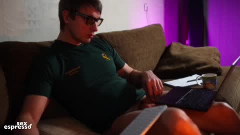 Snapshot of sexespresso chatting on 02-21-25, 06:04 Thank you for Birthday Wishes  online show from 02-21-25, 06:04