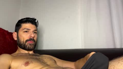 Lucenzo  online show from 12-21-25, 01:24