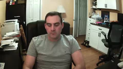 Snapshot of sexfungames chatting on 12-14-24, 09:45 Kyle online show from 12-14-24, 09:45