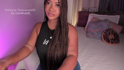 Snapshot of sexicanela99 chatting on 12-20-24, 01:11 ... Camila ... online show from 12-20-24, 01:11