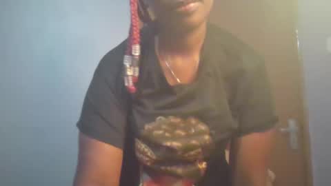 Maggie online show from 02-27-25, 03:15