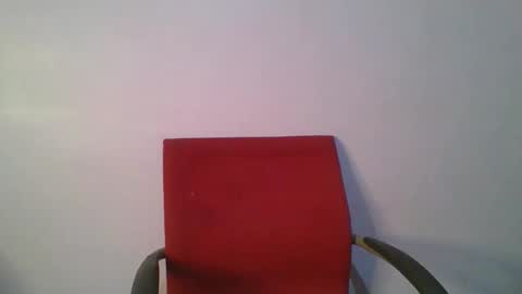 Maggie online show from 09-11-25, 03:23