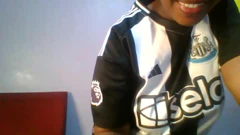 Maggie online show from 09-23-25, 04:10