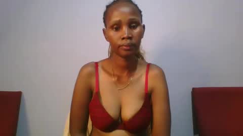 Snapshot of sexie_love chatting on 02-28-25, 02:42 Nancy online show from 02-28-25, 02:42