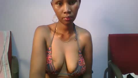 Snapshot of sexie_love chatting on 03-01-25, 12:50 Nancy online show from 03-01-25, 12:50