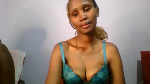 Snapshot of sexie_love chatting on 03-11-25, 03:12 Nancy online show from 03-11-25, 03:12