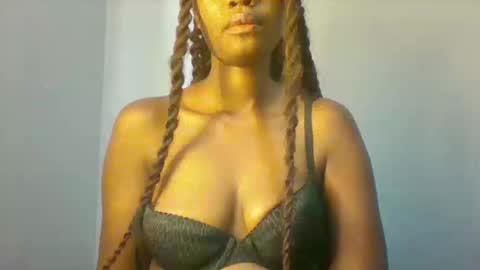 Snapshot of sexie_love chatting on 09-22-25, 09:44 Nancy online show from 09-22-25, 09:44