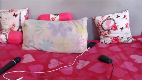 sexiebootyjoyxx online show from 12-10-24, 10:49